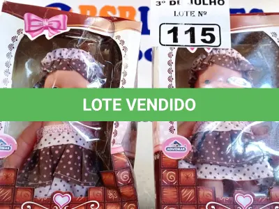 LOTE 115 - 02 BONECAS DOCE ENCANTO. (NO ESTADO, LEILÃO NÃO TEM GARANTIA E NEM DEVOLUÇÃO, SUJEITO A POSSÍVEIS AVARIAS VISÍVEIS/OCULTAS E/OU AUSÊNCIA DE COMPONENTES).
