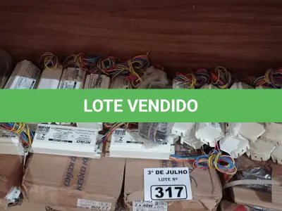 LOTE 317 - 01 LOTE COM VÁRIOS REATORES PARA LÂMPADAS FLUORESCENTES MARCAS E MODELOS DIVERSOS. (NO ESTADO, LEILÃO NÃO TEM GARANTIA E NEM DEVOLUÇÃO, SUJEITO A POSSÍVEIS AVARIAS VISÍVEIS/OCULTAS E/OU AUSÊNCIA DE COMPONENTES).