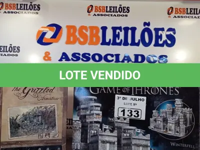 LOTE 133 - 01 THE GRIZZLED ARMISTÍCIO E 01 QUEBRA-CABEÇAS GAME OFF TRONES INCOMPLETOS. (NO ESTADO, LEILÃO NÃO TEM GARANTIA E NEM DEVOLUÇÃO, SUJEITO A POSSÍVEIS AVARIAS VISÍVEIS/OCULTAS E/OU AUSÊNCIA DE COMPONENTES).