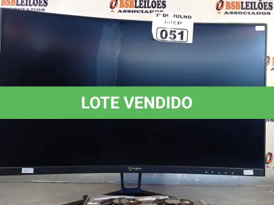 LOTE 051 - 01 MONITOR E 01 PLACA DE VÍDEO GAME PARA RETIRADA DE PEÇAS. (NO ESTADO, LEILÃO NÃO TEM GARANTIA E NEM DEVOLUÇÃO, SUJEITO A POSSÍVEIS AVARIAS VISÍVEIS/OCULTAS E/OU AUSÊNCIA DE COMPONENTES).