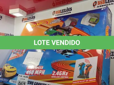 LOTE 062 - 01 PISTA HOT WHEELS ZERO GRAVITY COM AVARIAS. (NO ESTADO, LEILÃO NÃO TEM GARANTIA E NEM DEVOLUÇÃO, SUJEITO A POSSÍVEIS AVARIAS VISÍVEIS/OCULTAS E/OU AUSÊNCIA DE COMPONENTES).