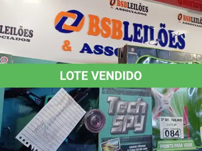LOTE 084 - 01 DRONE E 01 QUADRICOPTERO MARCAS E MODELOS DIVERSOS COM AVARIAS. (NO ESTADO, LEILÃO NÃO TEM GARANTIA E NEM DEVOLUÇÃO, SUJEITO A POSSÍVEIS AVARIAS VISÍVEIS/OCULTAS E/OU AUSÊNCIA DE COMPONENTES).