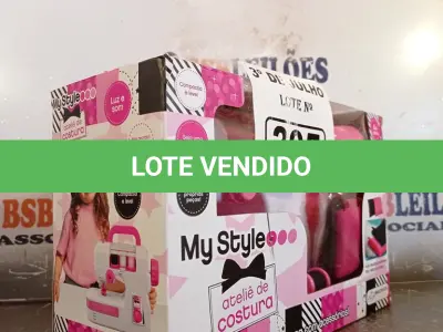 LOTE 205 - 01 ATELIÊ DE COSTURA MY STYLE. (NO ESTADO, LEILÃO NÃO TEM GARANTIA E NEM DEVOLUÇÃO, SUJEITO A POSSÍVEIS AVARIAS VISÍVEIS/OCULTAS E/OU AUSÊNCIA DE COMPONENTES).