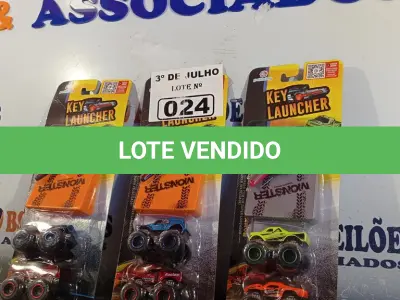LOTE 024 - 03 KITS DE CARRINHOS. (NO ESTADO, LEILÃO NÃO TEM GARANTIA E NEM DEVOLUÇÃO, SUJEITO A POSSÍVEIS AVARIAS VISÍVEIS/OCULTAS E/OU AUSÊNCIA DE COMPONENTES).