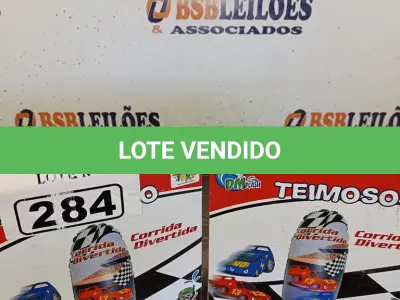 LOTE 284 - 02 BONECOS JOÃO TEIMOSO CORRIDA DIVERTIDA.  (NO ESTADO, LEILÃO NÃO TEM GARANTIA E NEM DEVOLUÇÃO, SUJEITO A POSSÍVEIS AVARIAS VISÍVEIS/OCULTAS E/OU AUSÊNCIA DE COMPONENTES).