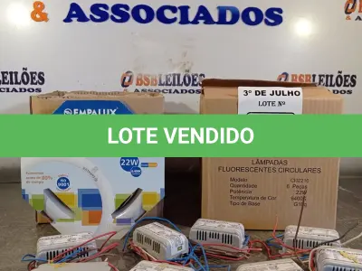 LOTE 347 - 12 LÂMPADAS FLUORESCENTES CIRCULARES 6.400K 22W COM 10 REATORES. (NO ESTADO, LEILÃO NÃO TEM GARANTIA E NEM DEVOLUÇÃO, SUJEITO A POSSÍVEIS AVARIAS VISÍVEIS/OCULTAS E/OU AUSÊNCIA DE COMPONENTES).