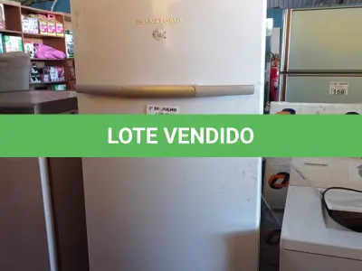 LOTE 138 - 01 FREEZER VERTICAL MARCA BRASTEMP 220V. (NO ESTADO, LEILÃO NÃO TEM GARANTIA E NEM DEVOLUÇÃO, SUJEITO A POSSÍVEIS AVARIAS VISÍVEIS/OCULTAS E/OU AUSÊNCIA DE COMPONENTES).