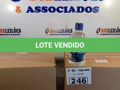 LOTE 246 - 02 CAIXAS COM ÁLCOOL EM GEL 70% 440G COM HIDRATANTE COM 12 UNIDADES CADA. (NO ESTADO, LEILÃO NÃO TEM GARANTIA E NEM DEVOLUÇÃO, SUJEITO A POSSÍVEIS AVARIAS VISÍVEIS/OCULTAS E/OU AUSÊNCIA DE COMPONENTES).