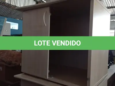 LOTE 210 - 02 ARMÁRIOS BAIXOS 02 PORTAS COM AVARIAS. (NO ESTADO, LEILÃO NÃO TEM GARANTIA E NEM DEVOLUÇÃO, SUJEITO A POSSÍVEIS AVARIAS VISÍVEIS/OCULTAS E/OU AUSÊNCIA DE COMPONENTES).
