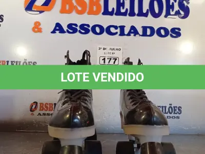 LOTE 177 - 01 PAR DE PATINS Nº39 COM AVARIAS. (NO ESTADO, LEILÃO NÃO TEM GARANTIA E NEM DEVOLUÇÃO, SUJEITO A POSSÍVEIS AVARIAS VISÍVEIS/OCULTAS E/OU AUSÊNCIA DE COMPONENTES).