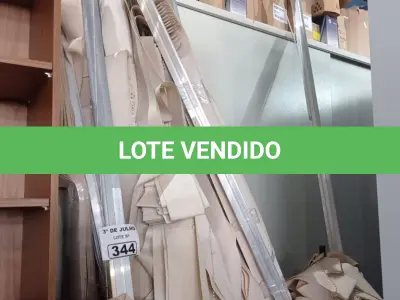 LOTE 344 - 01 LOTE COM VÁRIAS PERSIANAS. (NO ESTADO, LEILÃO NÃO TEM GARANTIA E NEM DEVOLUÇÃO, SUJEITO A POSSÍVEIS AVARIAS VISÍVEIS/OCULTAS E/OU AUSÊNCIA DE COMPONENTES).