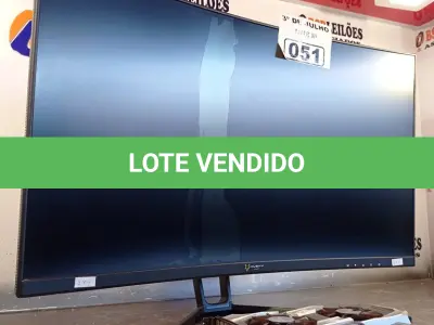 LOTE 051 - 01 MONITOR E 01 PLACA DE VÍDEO GAME PARA RETIRADA DE PEÇAS. (NO ESTADO, LEILÃO NÃO TEM GARANTIA E NEM DEVOLUÇÃO, SUJEITO A POSSÍVEIS AVARIAS VISÍVEIS/OCULTAS E/OU AUSÊNCIA DE COMPONENTES).