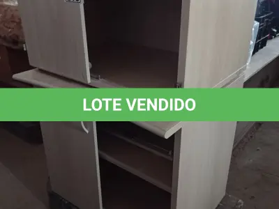 LOTE 210 - 02 ARMÁRIOS BAIXOS 02 PORTAS COM AVARIAS. (NO ESTADO, LEILÃO NÃO TEM GARANTIA E NEM DEVOLUÇÃO, SUJEITO A POSSÍVEIS AVARIAS VISÍVEIS/OCULTAS E/OU AUSÊNCIA DE COMPONENTES).