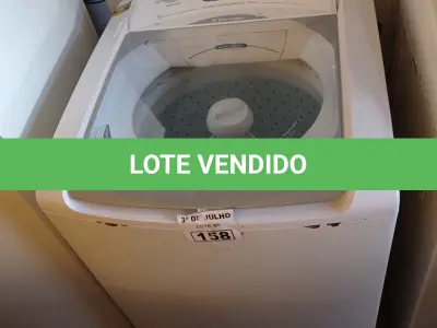 LOTE 158 - 01 LAVADORA DE ROUPAS MARCA ELECTROLUX CAPACIDADE 15KG 220V. (NO ESTADO, LEILÃO NÃO TEM GARANTIA E NEM DEVOLUÇÃO, SUJEITO A POSSÍVEIS AVARIAS VISÍVEIS/OCULTAS E/OU AUSÊNCIA DE COMPONENTES).