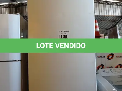 LOTE 159 - 01 GELADEIRA MARCA BRASTEMP 220V. (NO ESTADO, LEILÃO NÃO TEM GARANTIA E NEM DEVOLUÇÃO, SUJEITO A POSSÍVEIS AVARIAS VISÍVEIS/OCULTAS E/OU AUSÊNCIA DE COMPONENTES).