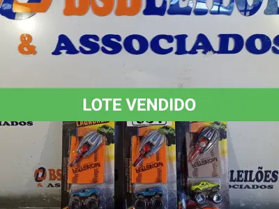 LOTE 031 - 03 KITS DE CARRINHOS. (NO ESTADO, LEILÃO NÃO TEM GARANTIA E NEM DEVOLUÇÃO, SUJEITO A POSSÍVEIS AVARIAS VISÍVEIS/OCULTAS E/OU AUSÊNCIA DE COMPONENTES).
