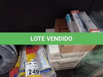 LOTE 249 - 15 REATORES 1X18/20W E VÁRIAS LÂMPADAS HALÓGENAS PALITO. (NO ESTADO, LEILÃO NÃO TEM GARANTIA E NEM DEVOLUÇÃO, SUJEITO A POSSÍVEIS AVARIAS VISÍVEIS/OCULTAS E/OU AUSÊNCIA DE COMPONENTES).