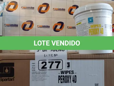 LOTE 277 - 02 FRASQUEIRAS SUPPLY CLEAN, 02 REFIS E 06 BALDES DE WIPES PEROXY 4D. (NO ESTADO, LEILÃO NÃO TEM GARANTIA E NEM DEVOLUÇÃO, SUJEITO A POSSÍVEIS AVARIAS VISÍVEIS/OCULTAS E/OU AUSÊNCIA DE COMPONENTES).