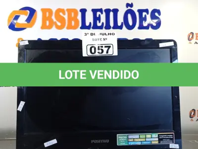 LOTE 057 - 01 COMPUTADOR ALL IN ONE CORE I3 MARCA POSITIVO INCOMPLETO. (NO ESTADO, LEILÃO NÃO TEM GARANTIA E NEM DEVOLUÇÃO, SUJEITO A POSSÍVEIS AVARIAS VISÍVEIS/OCULTAS E/OU AUSÊNCIA DE COMPONENTES).