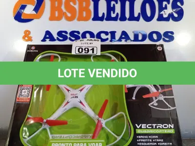 LOTE 091 - 01 QUADRICOPTERO COM AVARIAS. (NO ESTADO, LEILÃO NÃO TEM GARANTIA E NEM DEVOLUÇÃO, SUJEITO A POSSÍVEIS AVARIAS VISÍVEIS/OCULTAS E/OU AUSÊNCIA DE COMPONENTES).