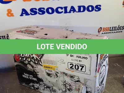 LOTE 207 - 01 BATERIA DE BRINQUEDO COM AVARIAS. (NO ESTADO, LEILÃO NÃO TEM GARANTIA E NEM DEVOLUÇÃO, SUJEITO A POSSÍVEIS AVARIAS VISÍVEIS/OCULTAS E/OU AUSÊNCIA DE COMPONENTES).