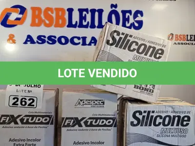 LOTE 262 - 02 CAIXAS COM SILICONE MULTIUSO TRANSPARENTE 12 UNIDADES CADA E 02 CAIXAS COM ADESIVO VEDANTE A BASE DE PESILOX 20G COM 12 BISNAGAS CADA. (NO ESTADO, LEILÃO NÃO TEM GARANTIA E NEM DEVOLUÇÃO, SUJEITO A POSSÍVEIS AVARIAS VISÍVEIS/OCULTAS E/OU AUSÊNCIA DE COMPONENTES).