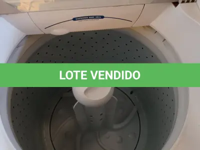 LOTE 158 - 01 LAVADORA DE ROUPAS MARCA ELECTROLUX CAPACIDADE 15KG 220V. (NO ESTADO, LEILÃO NÃO TEM GARANTIA E NEM DEVOLUÇÃO, SUJEITO A POSSÍVEIS AVARIAS VISÍVEIS/OCULTAS E/OU AUSÊNCIA DE COMPONENTES).