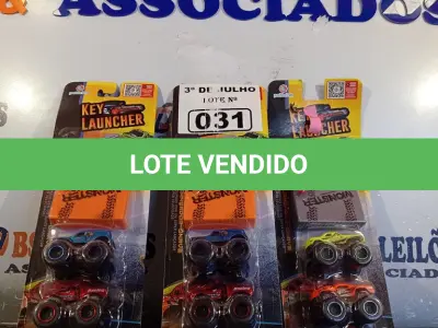 LOTE 031 - 03 KITS DE CARRINHOS. (NO ESTADO, LEILÃO NÃO TEM GARANTIA E NEM DEVOLUÇÃO, SUJEITO A POSSÍVEIS AVARIAS VISÍVEIS/OCULTAS E/OU AUSÊNCIA DE COMPONENTES).