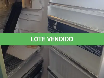 LOTE 168 - 01 GELADEIRA MARCA FRIGIDAIRE 220V. (NO ESTADO, LEILÃO NÃO TEM GARANTIA E NEM DEVOLUÇÃO, SUJEITO A POSSÍVEIS AVARIAS VISÍVEIS/OCULTAS E/OU AUSÊNCIA DE COMPONENTES).