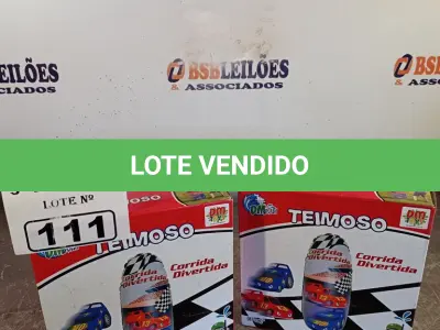 LOTE 111 - 02 BONECOS JOÃO TEIMOSO CORRIDA DIVERTIDA.  (NO ESTADO, LEILÃO NÃO TEM GARANTIA E NEM DEVOLUÇÃO, SUJEITO A POSSÍVEIS AVARIAS VISÍVEIS/OCULTAS E/OU AUSÊNCIA DE COMPONENTES).