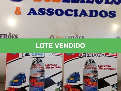 LOTE 284 - 02 BONECOS JOÃO TEIMOSO CORRIDA DIVERTIDA.  (NO ESTADO, LEILÃO NÃO TEM GARANTIA E NEM DEVOLUÇÃO, SUJEITO A POSSÍVEIS AVARIAS VISÍVEIS/OCULTAS E/OU AUSÊNCIA DE COMPONENTES).