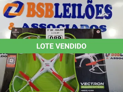 LOTE 089 - 01 QUADRICOPTERO COM AVARIAS. (NO ESTADO, LEILÃO NÃO TEM GARANTIA E NEM DEVOLUÇÃO, SUJEITO A POSSÍVEIS AVARIAS VISÍVEIS/OCULTAS E/OU AUSÊNCIA DE COMPONENTES).