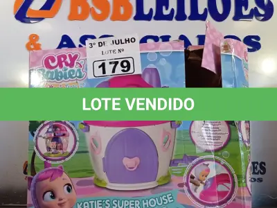 LOTE 179 - 01 BONECA KATIE’S SUPER HOUSE. (NO ESTADO, LEILÃO NÃO TEM GARANTIA E NEM DEVOLUÇÃO, SUJEITO A POSSÍVEIS AVARIAS VISÍVEIS/OCULTAS E/OU AUSÊNCIA DE COMPONENTES).