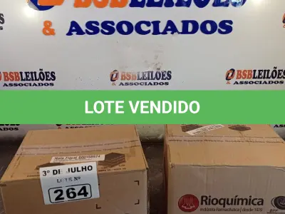 LOTE 264 - 02 CAIXAS COM BISNAGAS DE ÁLCOOL ETÍLICO HIDRATADO 70% COM 30 UNIDADES CADA. (NO ESTADO, LEILÃO NÃO TEM GARANTIA E NEM DEVOLUÇÃO, SUJEITO A POSSÍVEIS AVARIAS VISÍVEIS/OCULTAS E/OU AUSÊNCIA DE COMPONENTES).