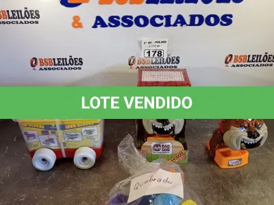LOTE 178 - 01 LEVA BLOCOS, 01 PÁSSARO DIDÁTICO E 02 BAD DOGS COM AVARIAS. (NO ESTADO, LEILÃO NÃO TEM GARANTIA E NEM DEVOLUÇÃO, SUJEITO A POSSÍVEIS AVARIAS VISÍVEIS/OCULTAS E/OU AUSÊNCIA DE COMPONENTES).