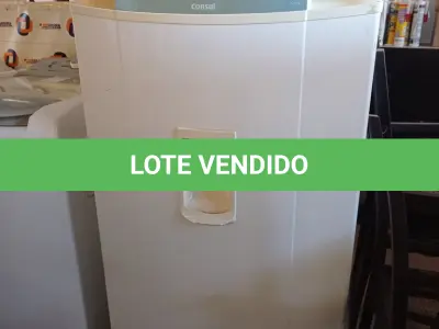 LOTE 154 - 01 GELADEIRA MARCA CÔNSUL 220V. (NO ESTADO, LEILÃO NÃO TEM GARANTIA E NEM DEVOLUÇÃO, SUJEITO A POSSÍVEIS AVARIAS VISÍVEIS/OCULTAS E/OU AUSÊNCIA DE COMPONENTES).