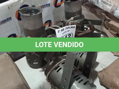 LOTE 342 - 04 CANHÕES DE LUZ COM AVARIAS. (NO ESTADO, LEILÃO NÃO TEM GARANTIA E NEM DEVOLUÇÃO, SUJEITO A POSSÍVEIS AVARIAS VISÍVEIS/OCULTAS E/OU AUSÊNCIA DE COMPONENTES).