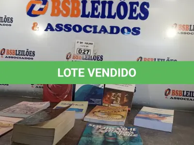 LOTE 027 - 08 LIVROS SOBRE MEDICINA TÍTULOS DIVERSOS. (NO ESTADO, LEILÃO NÃO TEM GARANTIA E NEM DEVOLUÇÃO, SUJEITO A POSSÍVEIS AVARIAS VISÍVEIS/OCULTAS E/OU AUSÊNCIA DE COMPONENTES).