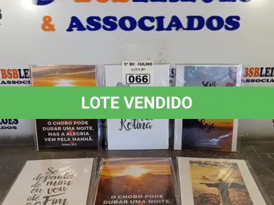 LOTE 066 - 06 QUADROS DECORATIVOS DIVERSOS. (NO ESTADO, LEILÃO NÃO TEM GARANTIA E NEM DEVOLUÇÃO, SUJEITO A POSSÍVEIS AVARIAS VISÍVEIS/OCULTAS E/OU AUSÊNCIA DE COMPONENTES).