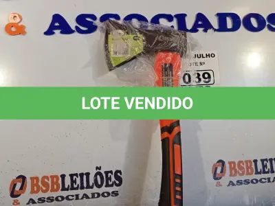 LOTE 039 - 01 MACHADINHA COM CABO EMBORRACHADO. (NO ESTADO, LEILÃO NÃO TEM GARANTIA E NEM DEVOLUÇÃO, SUJEITO A POSSÍVEIS AVARIAS VISÍVEIS/OCULTAS E/OU AUSÊNCIA DE COMPONENTES).