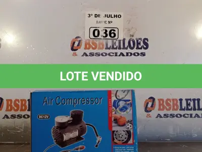 LOTE 036 - 01 COMPRESSOR DE AR PORTÁTIL 12V. (NO ESTADO, LEILÃO NÃO TEM GARANTIA E NEM DEVOLUÇÃO, SUJEITO A POSSÍVEIS AVARIAS VISÍVEIS/OCULTAS E/OU AUSÊNCIA DE COMPONENTES).