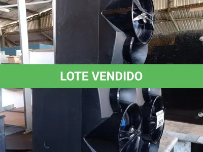 LOTE 417 - 03 CAIXAS DE SOM PHILIPS MAX SAUND 8OHM. (NO ESTADO, LEILÃO NÃO TEM GARANTIA E NEM DEVOLUÇÃO, SUJEITO A POSSÍVEIS AVARIAS VISÍVEIS/OCULTAS E/OU AUSÊNCIA DE COMPONENTES).