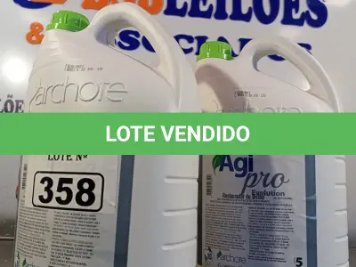 LOTE 358 - 10 LITROS DE AGI PRO RESTAURADOR DE BRILHO. (NO ESTADO, LEILÃO NÃO TEM GARANTIA E NEM DEVOLUÇÃO, SUJEITO A POSSÍVEIS AVARIAS VISÍVEIS/OCULTAS E/OU AUSÊNCIA DE COMPONENTES).