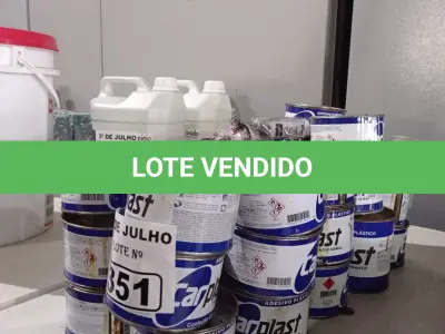 LOTE 351 - 01 LOTE COM VÁRIAS LATAS DE ADESIVO PLÁSTICO. (NO ESTADO, LEILÃO NÃO TEM GARANTIA E NEM DEVOLUÇÃO, SUJEITO A POSSÍVEIS AVARIAS VISÍVEIS/OCULTAS E/OU AUSÊNCIA DE COMPONENTES).