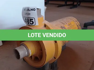 LOTE 485 - 01 BOMBA D’AGUA MARCA WEG 3CV. (NO ESTADO, LEILÃO NÃO TEM GARANTIA E NEM DEVOLUÇÃO, SUJEITO A POSSÍVEIS AVARIAS VISÍVEIS/OCULTAS E/OU AUSÊNCIA DE COMPONENTES).
