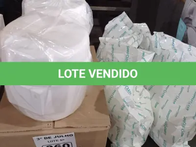 LOTE 360 - 02 FRASQUEIRAS SUPPLY CLEAN COM 04 REFIS E 06 BALDES DE WIPES PEROXY 4D. (NO ESTADO, LEILÃO NÃO TEM GARANTIA E NEM DEVOLUÇÃO, SUJEITO A POSSÍVEIS AVARIAS VISÍVEIS/OCULTAS E/OU AUSÊNCIA DE COMPONENTES).