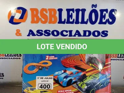 LOTE 400 - 01 PISTA HOT WHEELS. (NO ESTADO, LEILÃO NÃO TEM GARANTIA E NEM DEVOLUÇÃO, SUJEITO A POSSÍVEIS AVARIAS VISÍVEIS/OCULTAS E/OU AUSÊNCIA DE COMPONENTES).