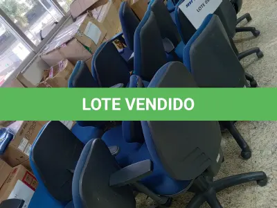 LOTE 763 - 15 CADEIRAS DE ESCRITÓTIO AZUL/PRETA. (UNIDADE: DEPARTAMENTO EXECUTIVO – DEX - LOCAL DE RETIRADA: SAUS - QUADRA 1, BLOCO J, ED. CLÉSIO ANDRADE - BRASÍLIA/DF - CEP: 70.070-944)
