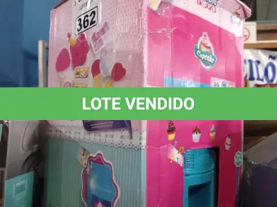 LOTE 362 - 01 GELADEIRA MAGIC TOYS. (NO ESTADO, LEILÃO NÃO TEM GARANTIA E NEM DEVOLUÇÃO, SUJEITO A POSSÍVEIS AVARIAS VISÍVEIS/OCULTAS E/OU AUSÊNCIA DE COMPONENTES).
