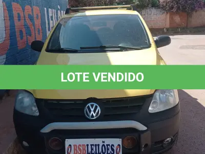 LOTE 486 - 01 VW/CROSSFOX; ANO:2006/2006; ALCOOL/GASOLINA NA COR AMARELA. (NO ESTADO)